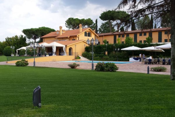 Villa with swimming pool for Wedding in Rome